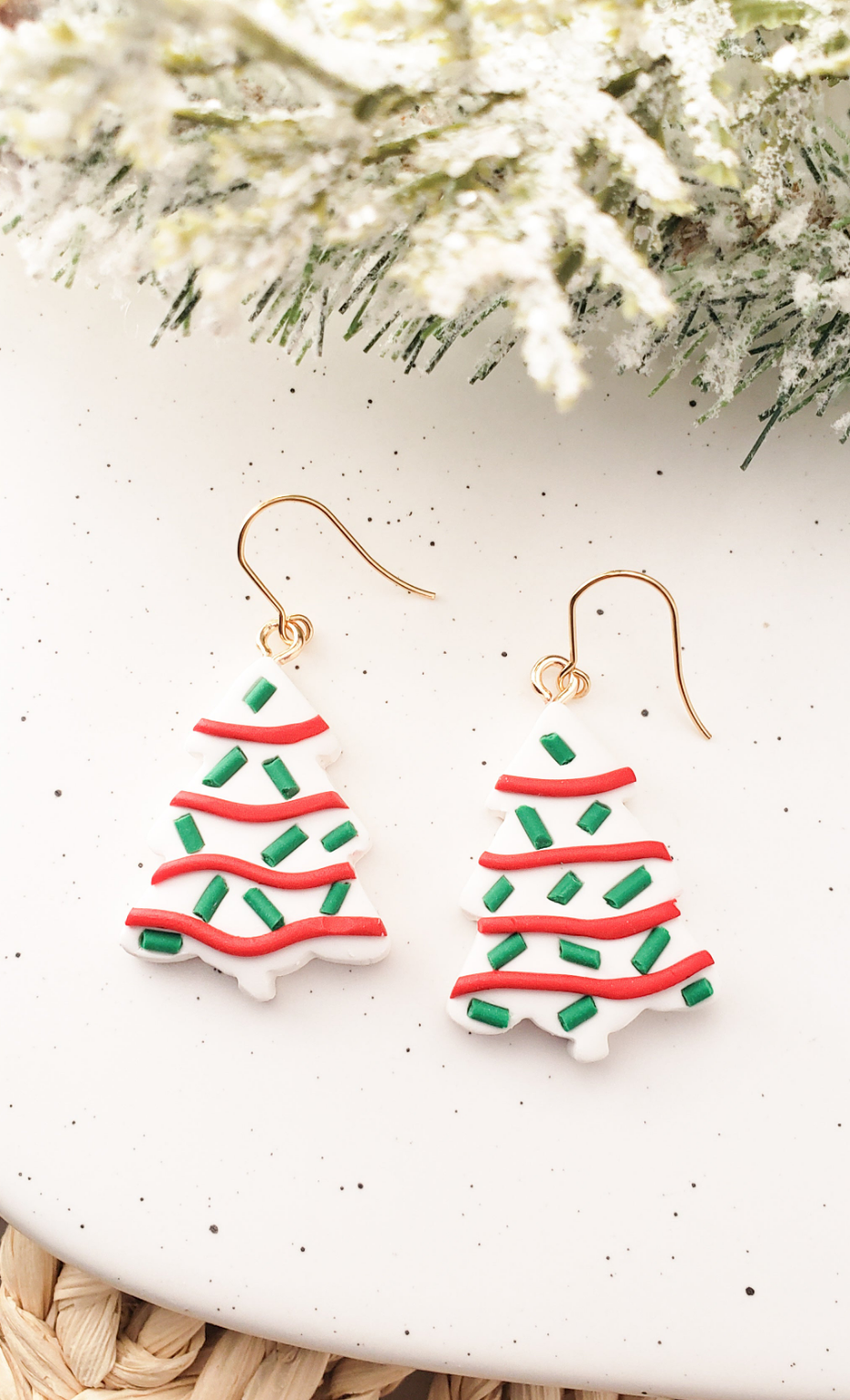 Christmas Tree Snack Cakes