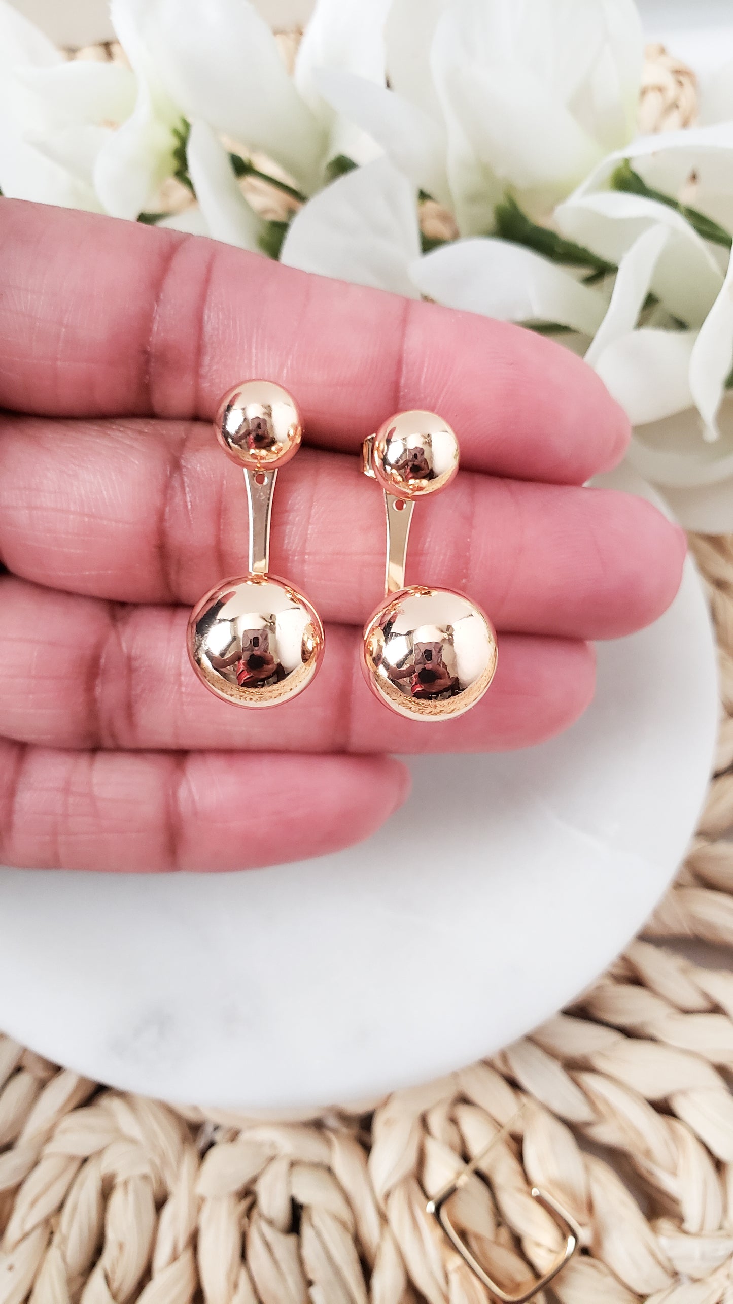 Floating Studs | Everyday Gold